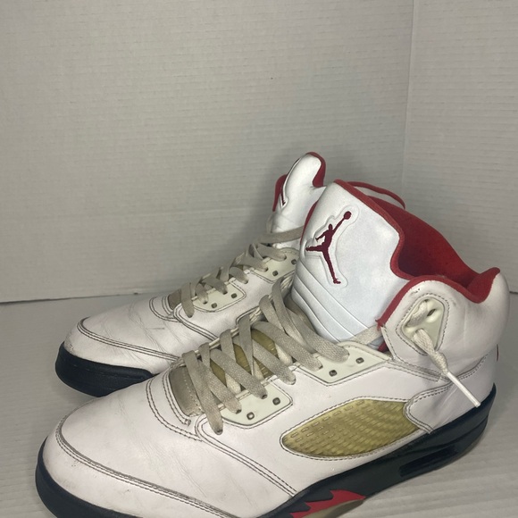 Fire red retro Air Jordan fives - Picture 4 of 8